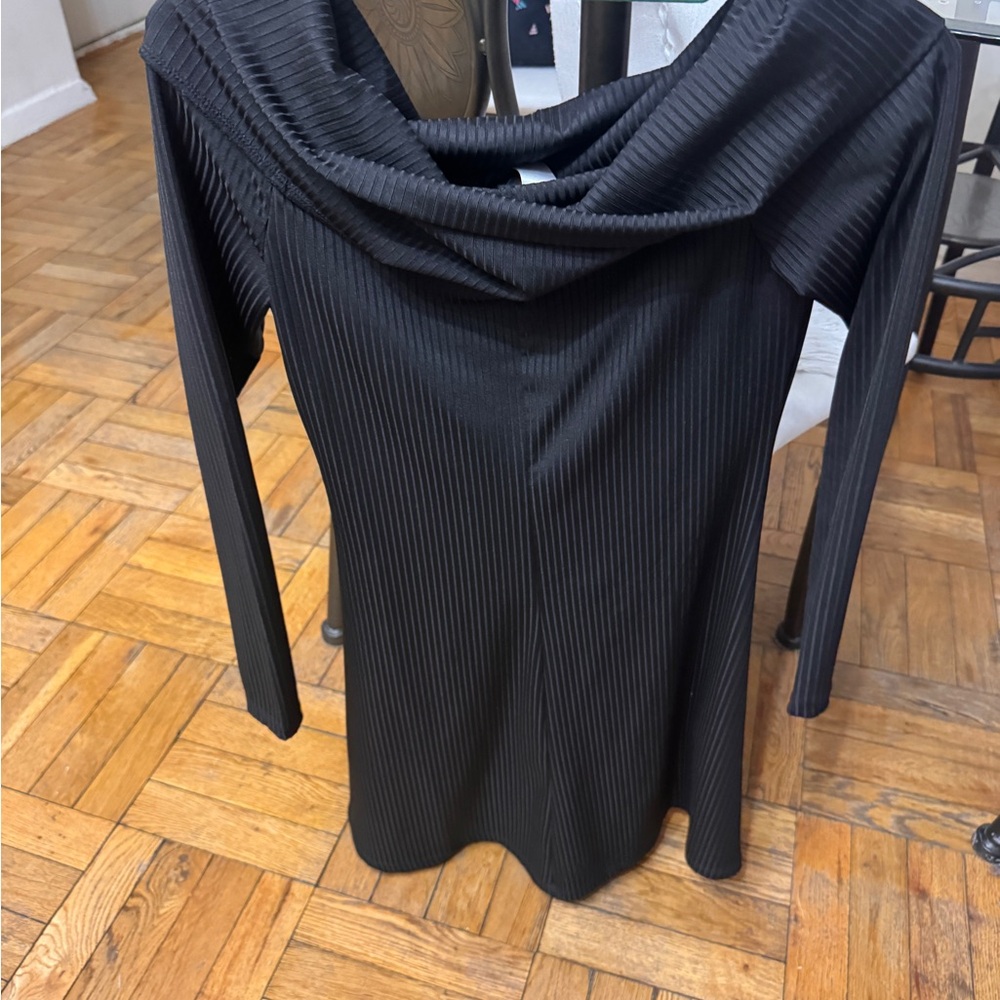 Elegant Black Ribbed Dress